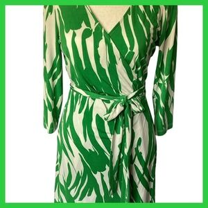 Maggie London Green Wrap Dress‎ Size 6P